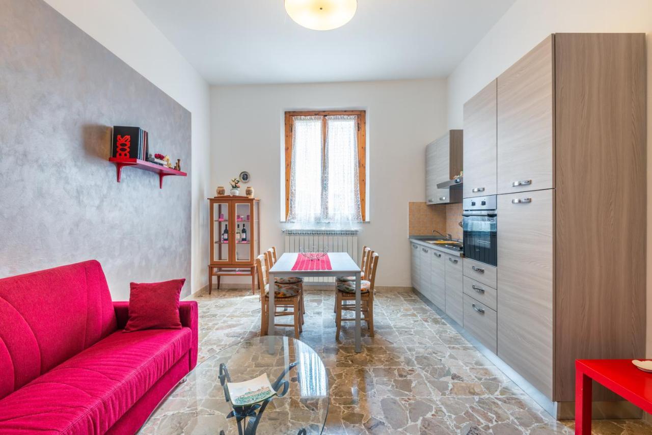 Casa Vacanze Nonna Norma ซานมีเนียโต ภายนอก รูปภาพ